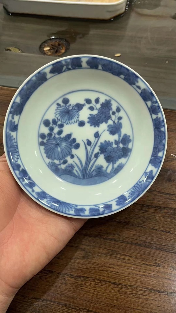 古玩陶瓷外紫金釉內青花花卉紋盤拍賣,當前價格1680元