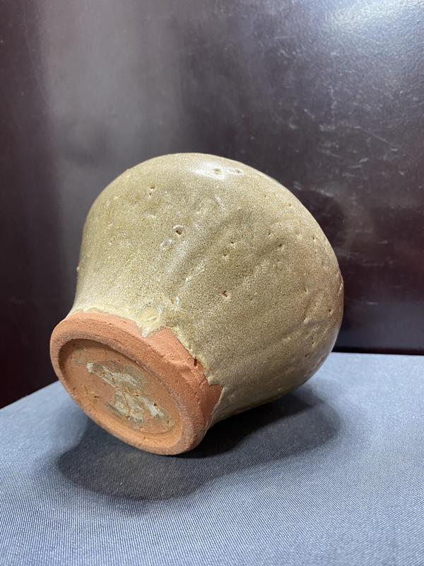 古玩陶瓷元,龍泉窯系仰蓮罐拍賣,當前價格1680元