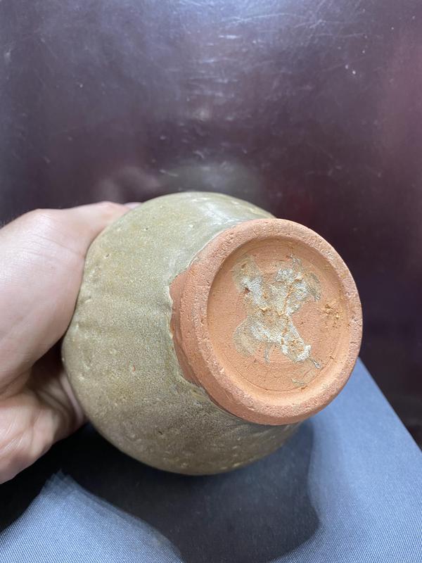 古玩陶瓷元,龍泉窯系仰蓮罐拍賣,當前價格1680元