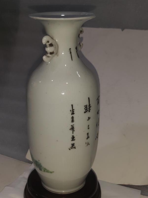 古玩陶瓷粉彩人物故事紋雙耳瓶拍賣,當前價格1580元