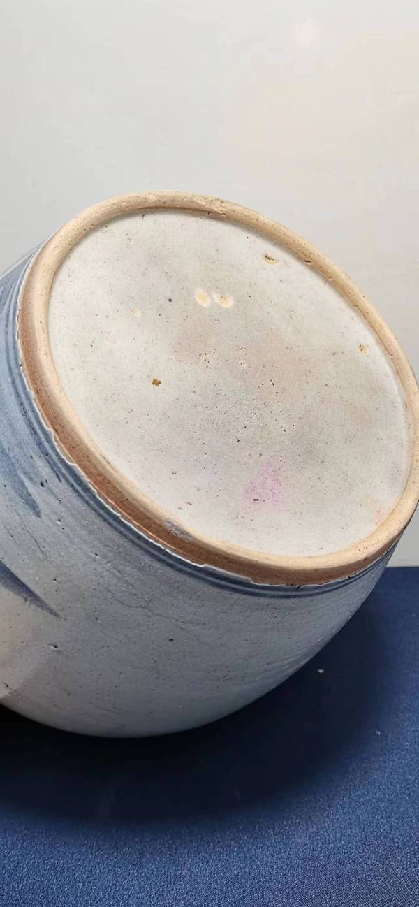 古玩陶瓷青花花蝶紋蓋罐拍賣,當前價格1000元