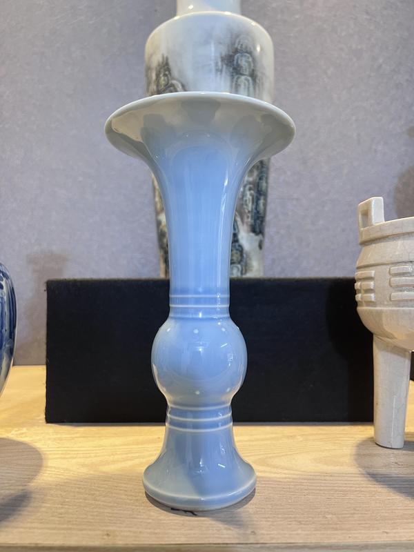 古玩陶瓷【精品立件】天藍(lán)釉弦文花觚拍賣，當(dāng)前價格6500元