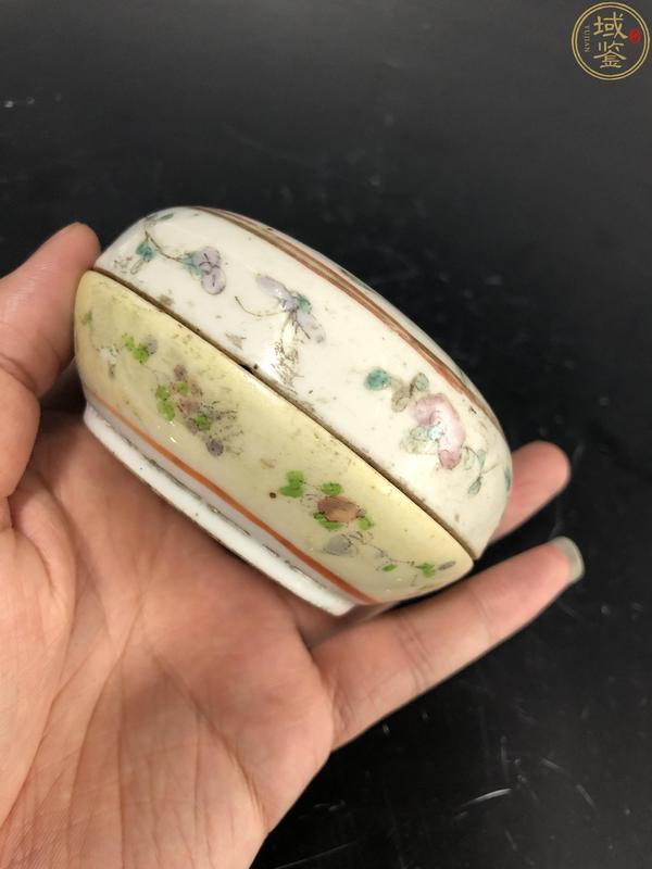 古玩陶瓷清晚期粉彩麒麟送子紋粉盒拍賣,當前價格800元