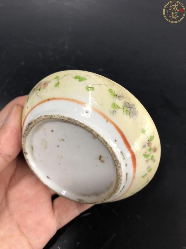 古玩陶瓷清晚期粉彩麒麟送子紋粉盒拍賣,當前價格800元