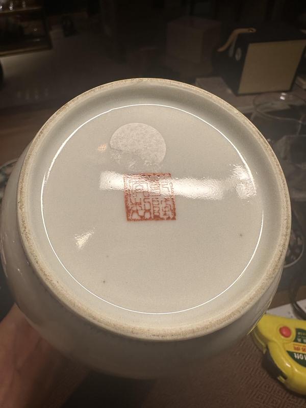 古玩陶瓷解放初期粉彩仕女故事圖燈籠瓶拍賣,當(dāng)前價格2800元