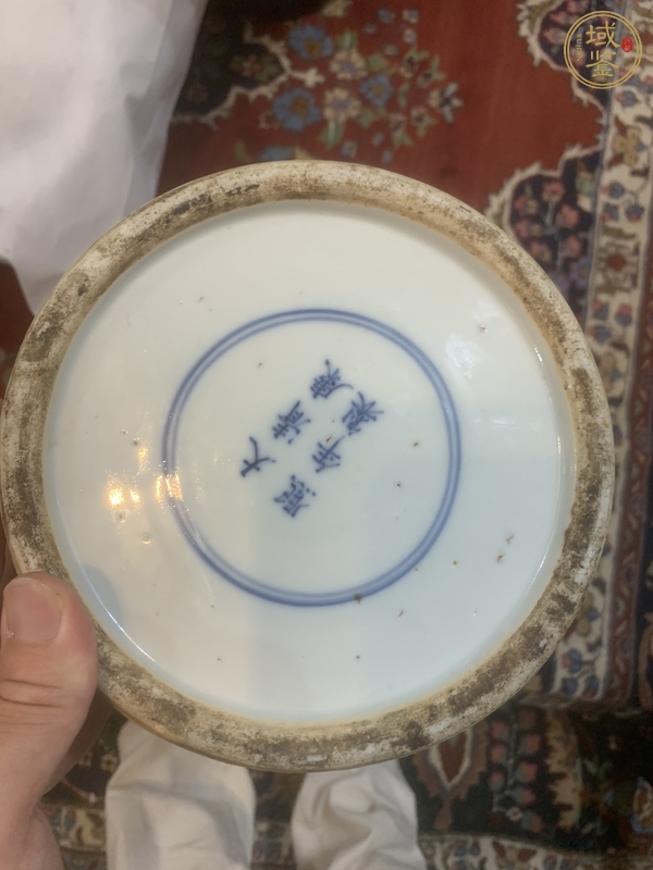 古玩瓷器青花人物瓶真品鉴赏图