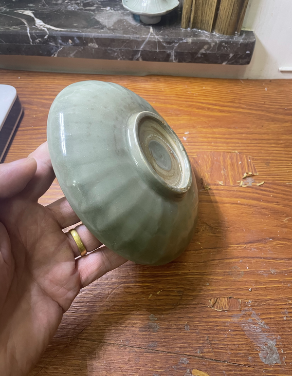 古玩陶瓷【平臺實物保真】精品南宋龍泉青瓷刻仰蓮紋盤拍賣,當前價格12888元