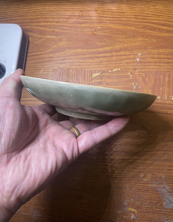 古玩陶瓷【平臺實物保真】精品南宋龍泉青瓷刻仰蓮紋盤拍賣,當前價格12888元