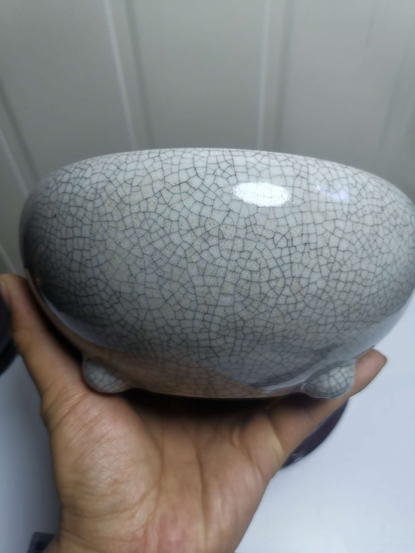 古玩陶瓷哥釉三足香爐拍賣,當前價格6600元