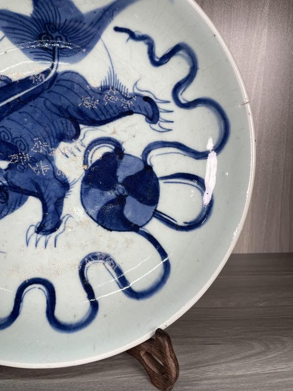 古玩陶瓷清早期 青花獅子滾繡球圖大盤拍賣,當(dāng)前價(jià)格3800元