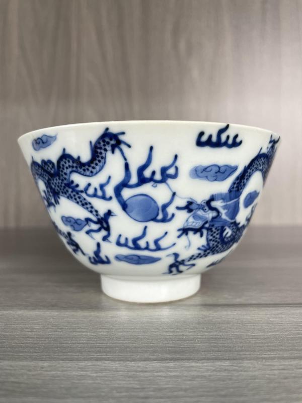 古玩陶瓷青花趕珠龍紋碗拍賣，當前價格4999元