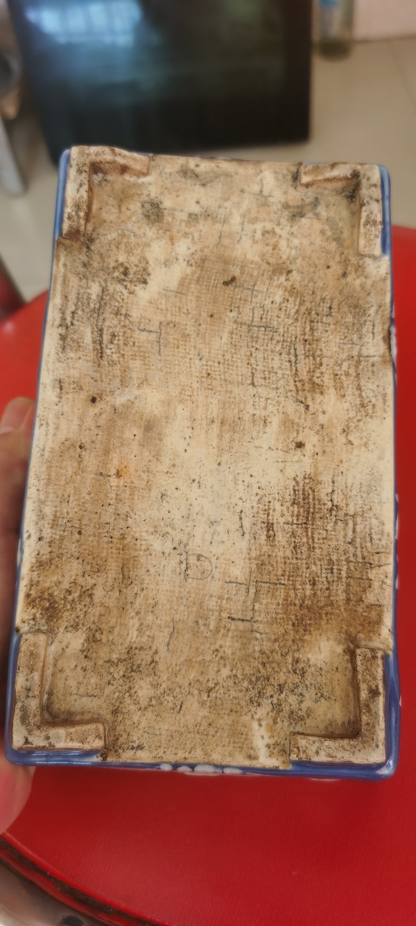 古玩陶瓷霽藍釉堆白花卉紋水仙盆拍賣,當前價格2800元