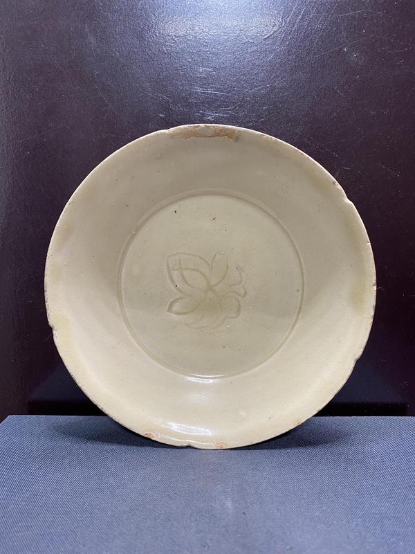 古玩陶瓷精品宋代仿定窯花口刻花洗拍賣,當前價格1998元