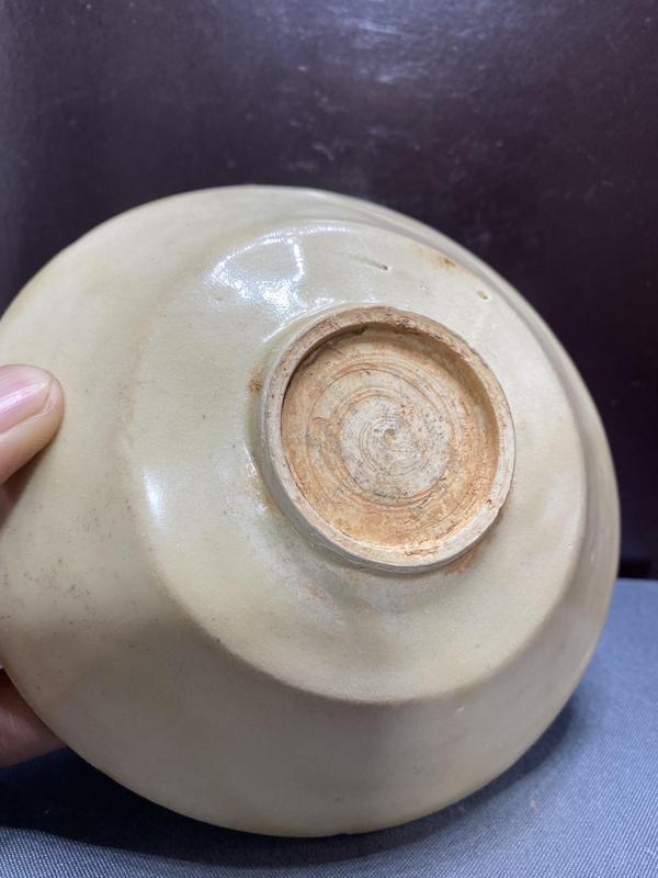 古玩陶瓷精品宋代仿定窯花口刻花洗拍賣,當前價格1998元