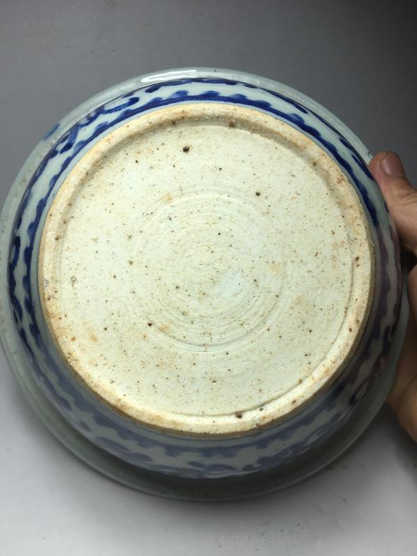 古玩陶瓷青花夔龍紋香爐拍賣,當(dāng)前價格0元
