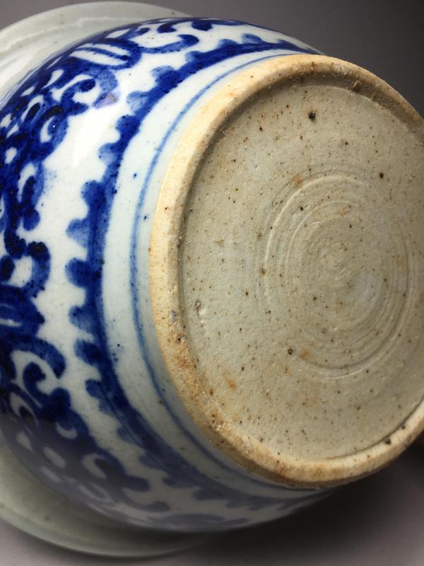 古玩陶瓷青花夔龍紋香爐拍賣,當(dāng)前價格0元
