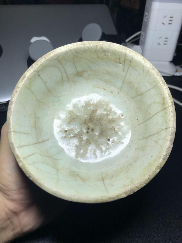 古玩陶瓷南宋龍泉窯帝皇綠翡翠玉化官釉高足碗拍賣,當(dāng)前價格1800元