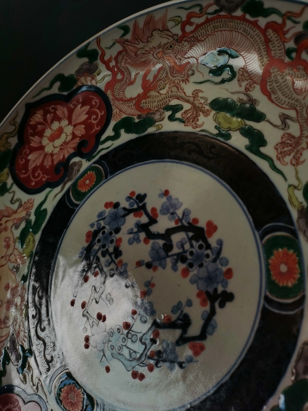 古玩陶瓷【精美非凡】清晚期青花五彩龍鳳獅三圣獸盤拍賣,當(dāng)前價(jià)格6600元