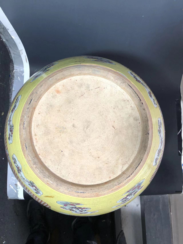 古玩陶瓷(已實物鑒真)晚清-黃地粉彩-嬰戲紋-開窗卷缸拍賣,當前價格40432元