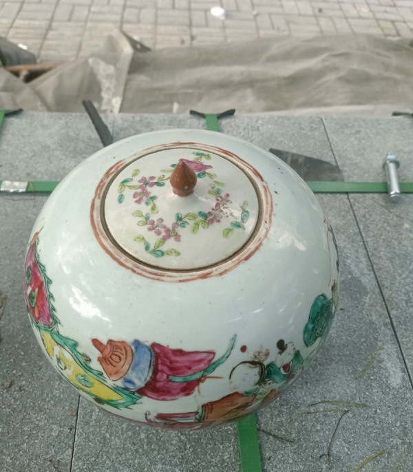 古玩陶瓷晚清時期同治麒麟送子西瓜罐拍賣,當前價格0元