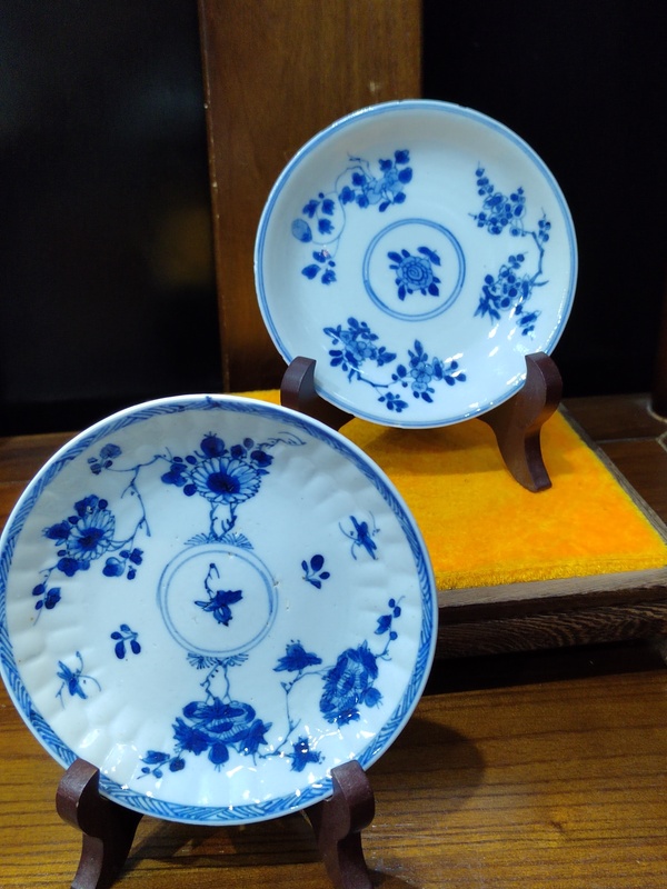 古玩陶瓷清康熙花卉紋青花盤一對拍賣,當前價格1508元
