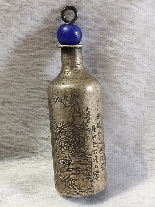 古玩杂项白铜鼻烟壶拍卖，当前价格0元