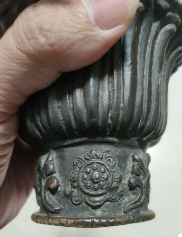 古玩铜器四臂度母拍卖，当前价格8500元