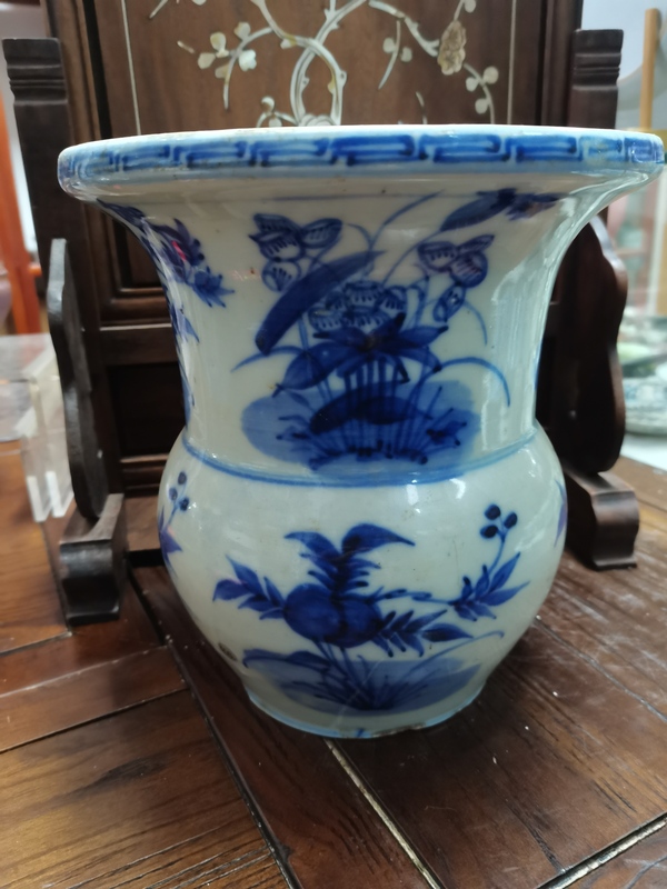古玩陶瓷清中細路青花花卉紋渣斗拍賣,當前價格4000元