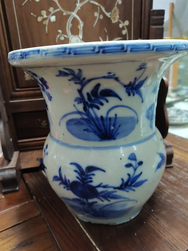 古玩陶瓷清中細路青花花卉紋渣斗拍賣,當前價格4000元