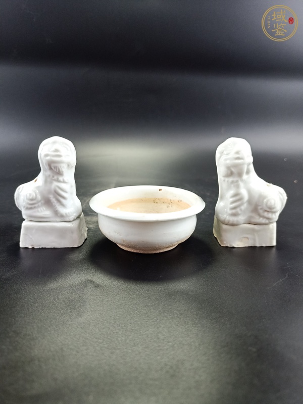 古玩明末清初·白釉三供真品鑒賞圖