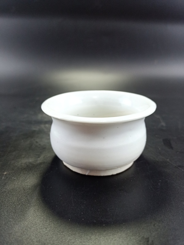古玩陶瓷【清中】德化白瓷琴爐【傳世佳品】拍賣,當(dāng)前價格0元