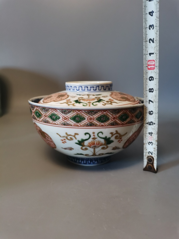古玩陶瓷【有贈品】晚清民國青花五彩描金花卉蓋碗拍賣,當前價格796元