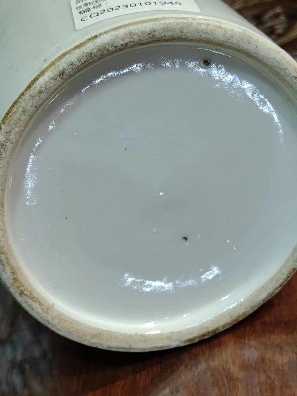 古玩陶瓷粉彩花鳥紋帽筒拍賣，當(dāng)前價(jià)格3000元