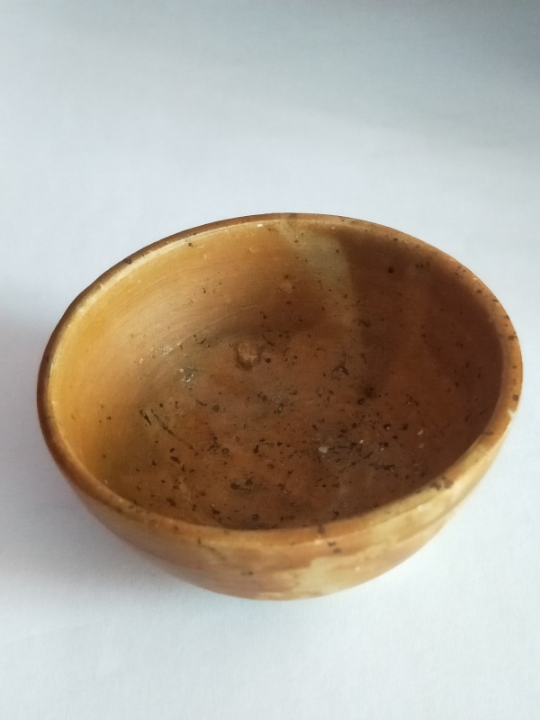 古玩转卖吉州窑系酱釉茶杯拍卖，当前价格680元