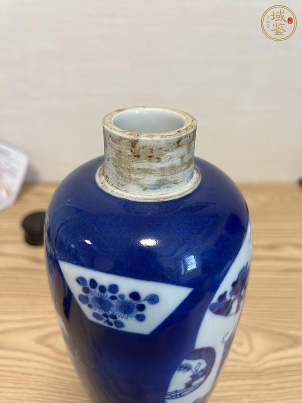 古玩陶瓷晚清灑藍(lán)釉開(kāi)光人物紋青花蓋瓶真品鑒賞圖