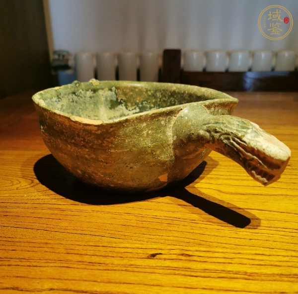 古玩陶瓷綠釉龍首匜真品鑒賞圖