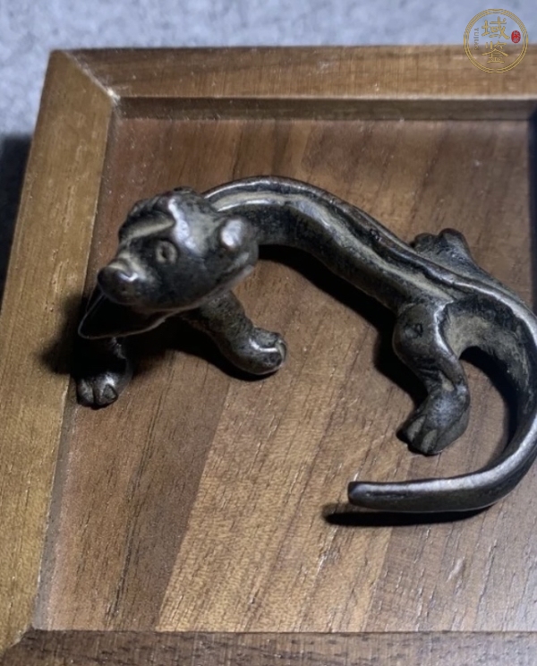 古玩铜器螭龙真品鉴赏图