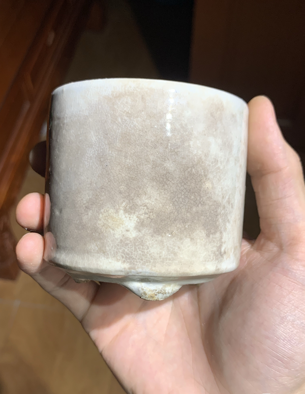 古玩陶瓷清中期漳州窯哥釉三足小琴爐拍賣,當(dāng)前價(jià)格399元