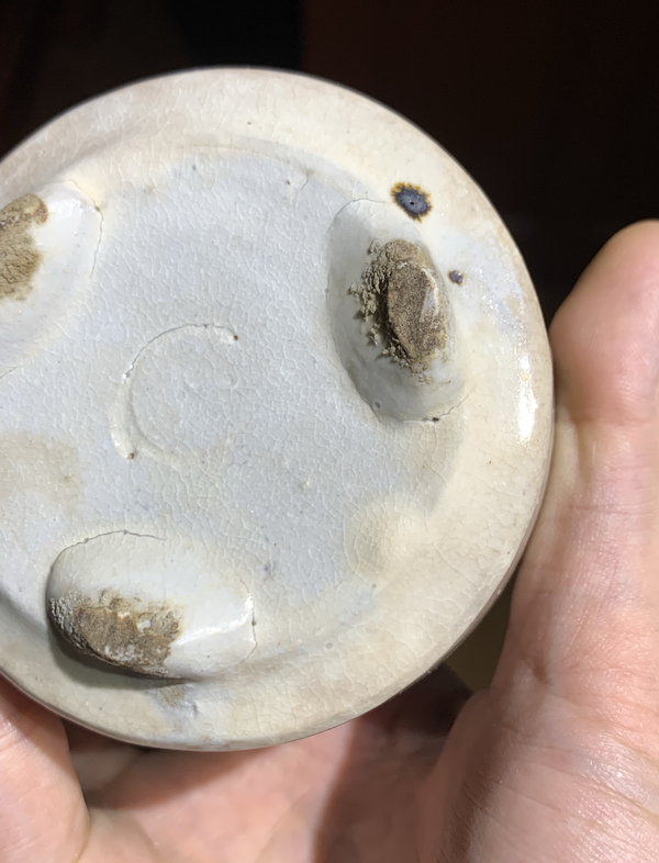 古玩陶瓷清中期漳州窯哥釉三足小琴爐拍賣,當(dāng)前價(jià)格399元