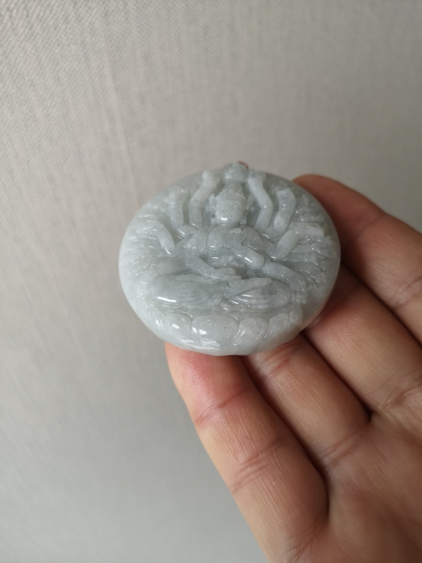 古玩玉器天然翡翠雕“千手觀音”牌拍賣,當前價格750元