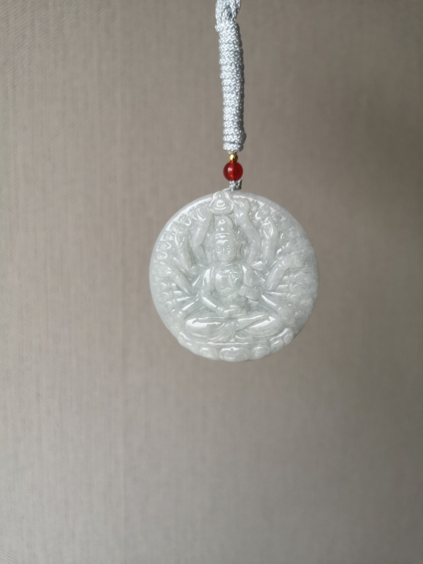古玩玉器天然翡翠雕“千手觀音”牌拍賣,當前價格750元