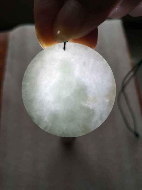 古玩玉器天然翡翠雕“無量壽佛”掛牌拍賣,當前價格450元