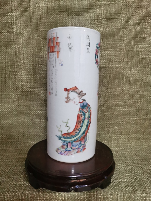 古玩陶瓷粉彩無雙譜人物紋帽筒拍賣,當前價格4300元