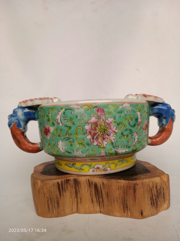 古玩陶瓷粉彩雙耳寶相花筆洗拍賣,當前價格1999元
