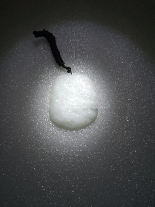 古玩玉器天然翡翠雕“山水”掛牌拍賣,當前價格398元