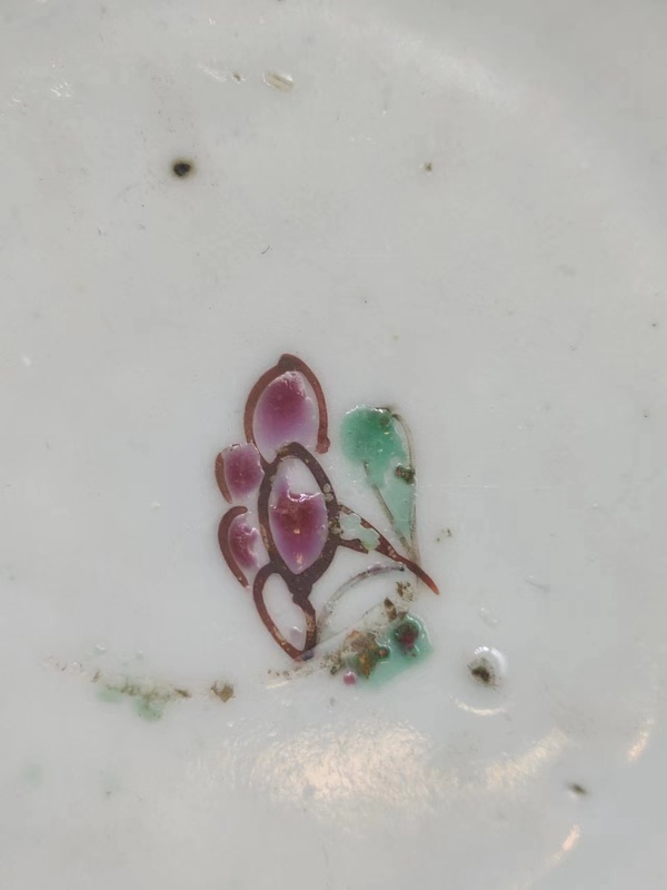 古玩陶瓷雍粉花卉紋折沿碗拍賣,當前價格3600元