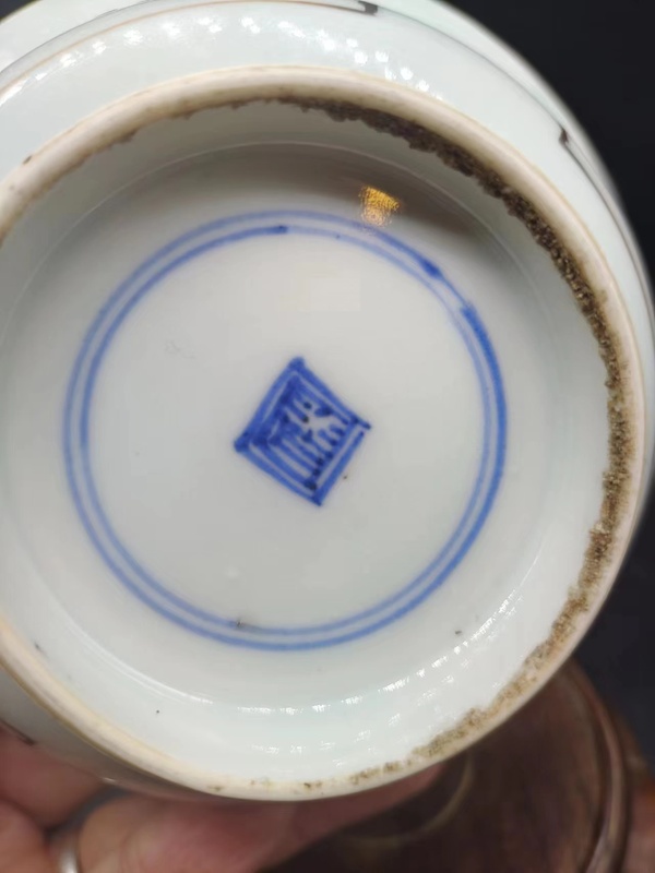 古玩陶瓷雍粉花卉紋折沿碗拍賣,當前價格3600元
