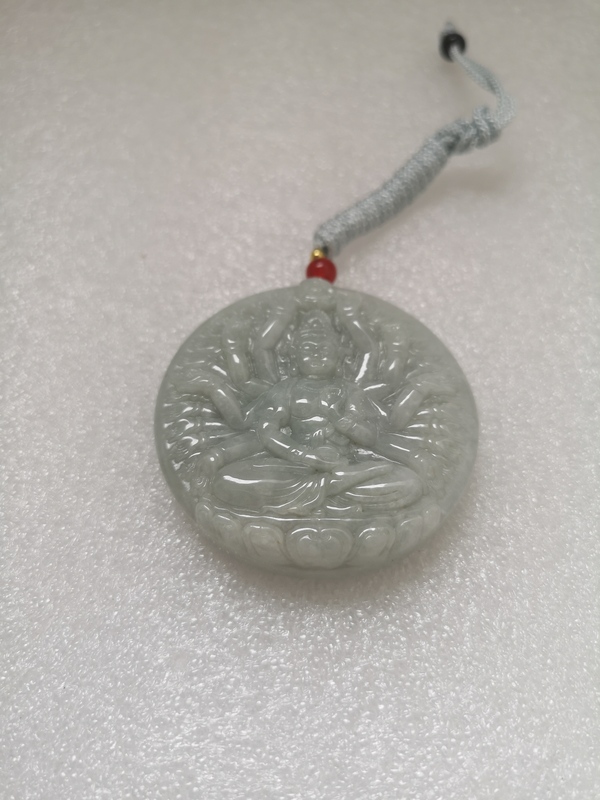 古玩玉器天然翡翠雕“千手觀音”牌拍賣,當前價格750元