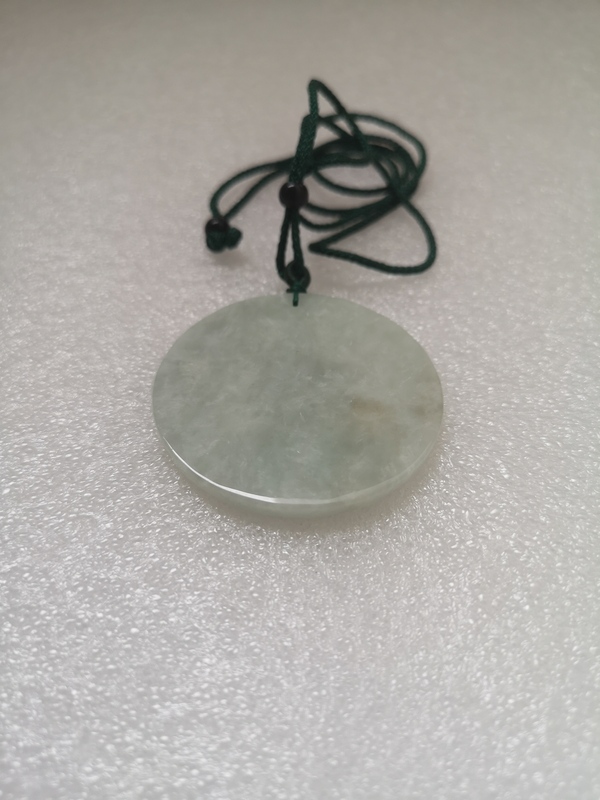 古玩玉器天然翡翠雕“無量壽佛”掛牌拍賣,當前價格450元