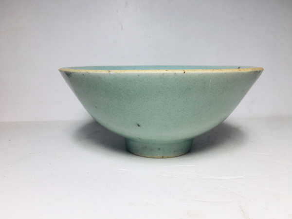 古玩陶瓷豆青釉碗拍賣,當前價格299元